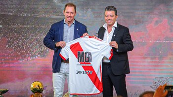 Marcelo Gallardo junto al presidente
