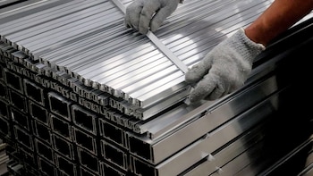 La industria metalúrgica cayó 4,1% en marzo y el uso de la capacidad instalada está en su menor nivel en 4 años