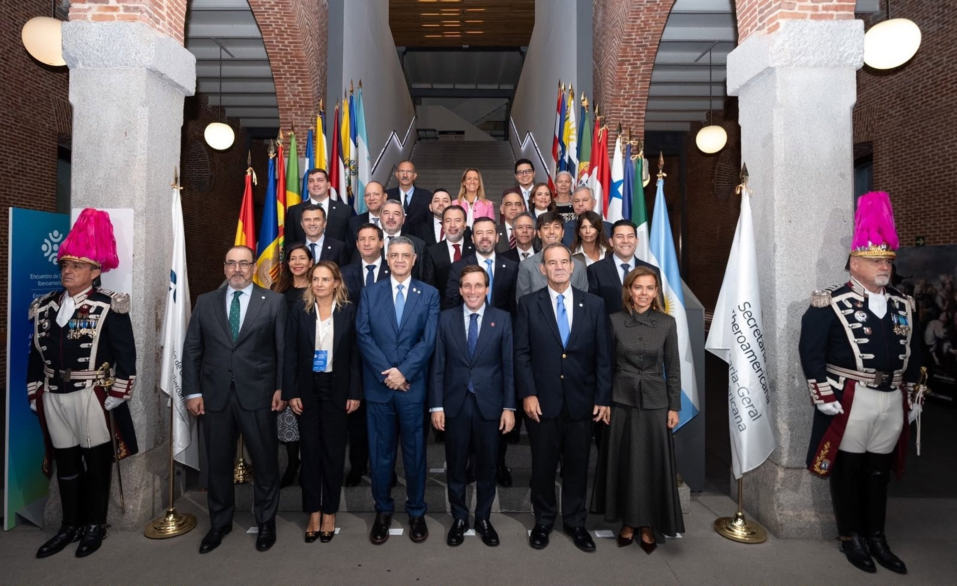 El II Encuentro de Ciudades Iberoamericanas de Madrid debate sobre agenda urbana, IA, cultura y seguridad