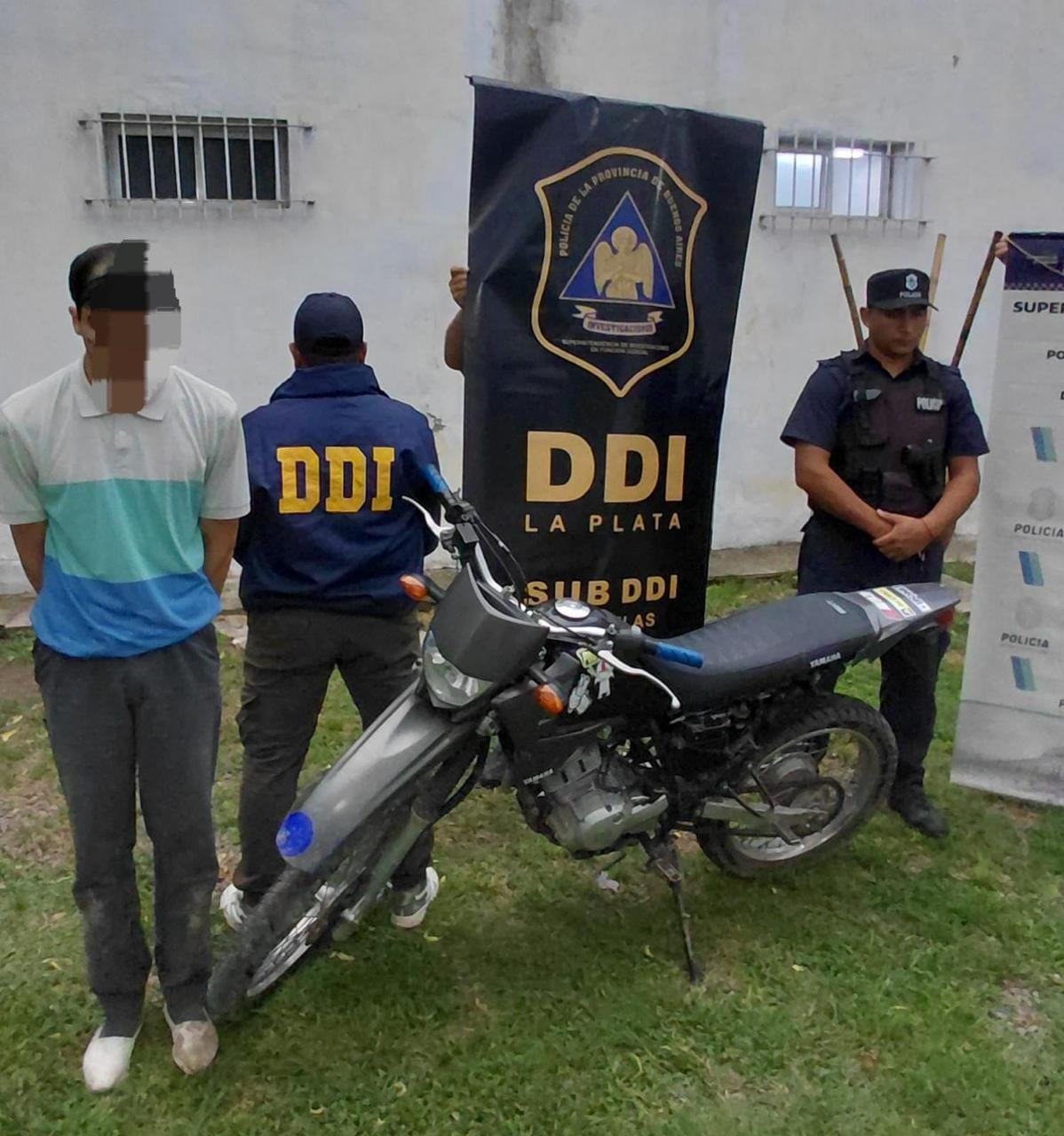 La motocicleta utilizada presentaba pedido de secuestro activo por robo