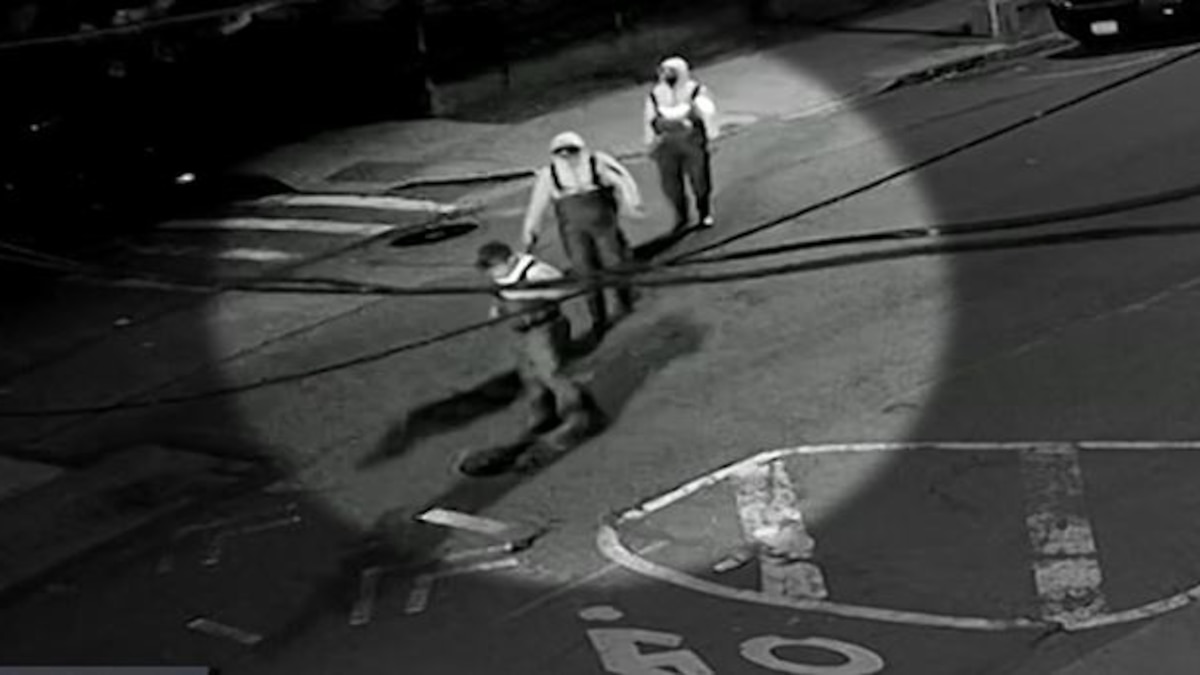 Hombres en las alcantarillas de Nueva York: las autoridades advirtieron sobre el peligro de explorar el sistema de drenaje subterráneo - Infobae