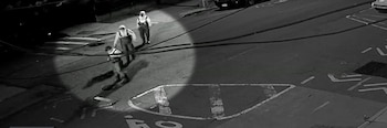 Varios hombres fueron registrados entrando y saliendo en las alcantarillas de Nueva York. Los hechos se registraron a partir del 5 de mayo. Foto: NBC New York