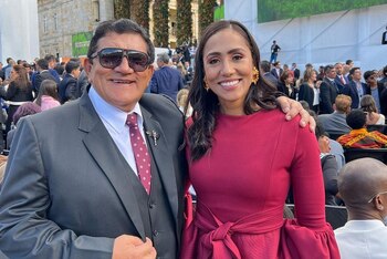 Poncho Zuleta y su hija Claudia Margarita Zuleta, candidata a la Gobernación del Atlántico. Foto: Instagram @claudiamzuleta