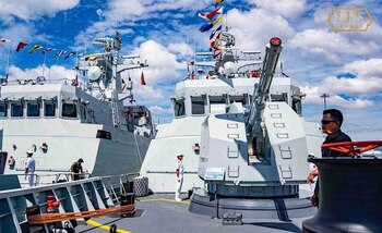ARCHIVO – En esta foto, publicada en la página oficial de Facebook de la Base Naval de Ream, aparecen elementos de la Marina camboyana en un bote patrulla en la Base Naval de Ream en Sihanoukville, en el suroeste de Phnom Penh, Camboya, el domingo 3 de diciembre de 2023. (Página de Facebook de la Base Naval de Ream vía AP, Archivo)