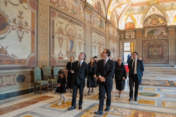 Tras la audiencia con el papa León XIV, Gustavo Petro recorrió algunos de los lugares más emblemáticos del Vaticano, entre ellos el Palacio Apostólico, los jardines y la Capilla Sixtina - crédito Juan Cano/Presidencia