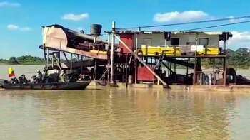 Dragas y maquinaria encargada de