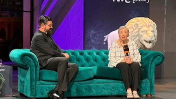 María Galiana y Manu Sánchez en 'El Perro Andaluz'. (RTVE)