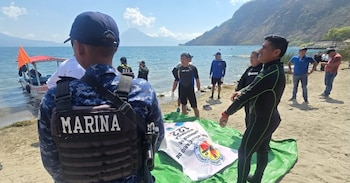 La desaparición de Palacios durante el Sábado de Gloria movilizó a equipos de buceo, bomberos, canes y drones en tareas de rescate hasta dar con su paradero. (Cortesía: Ejercito de Guatemala)