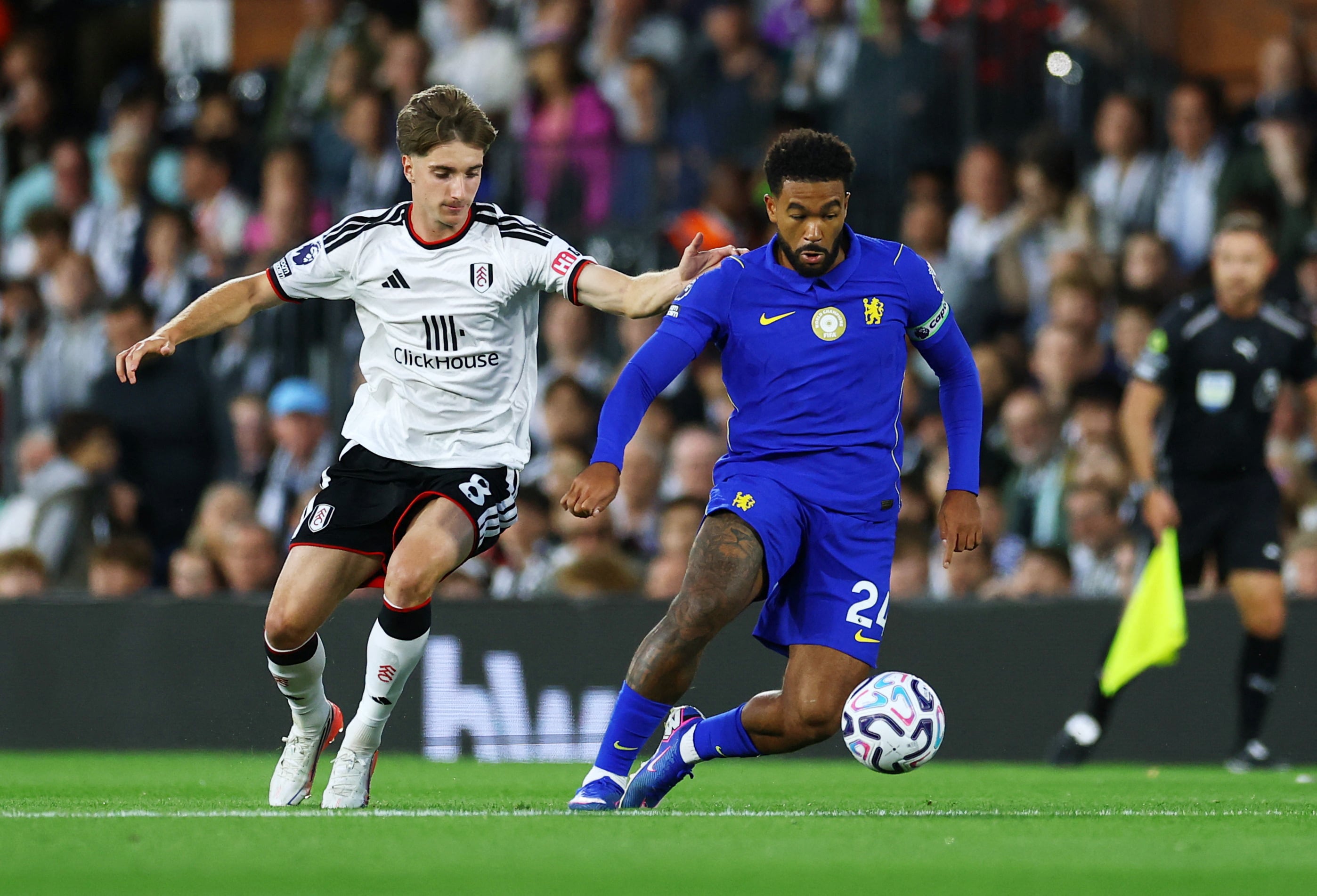 César Palacios en un partido con el Fulham. (Reuters)