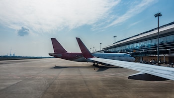 La Justicia condenó solidariamente a una aerolínea y a una agencia de viajes por haber prestado en una categoría inferior un tramo que había sido contratado en clase Business (Foto ilustrativa: Magnific)