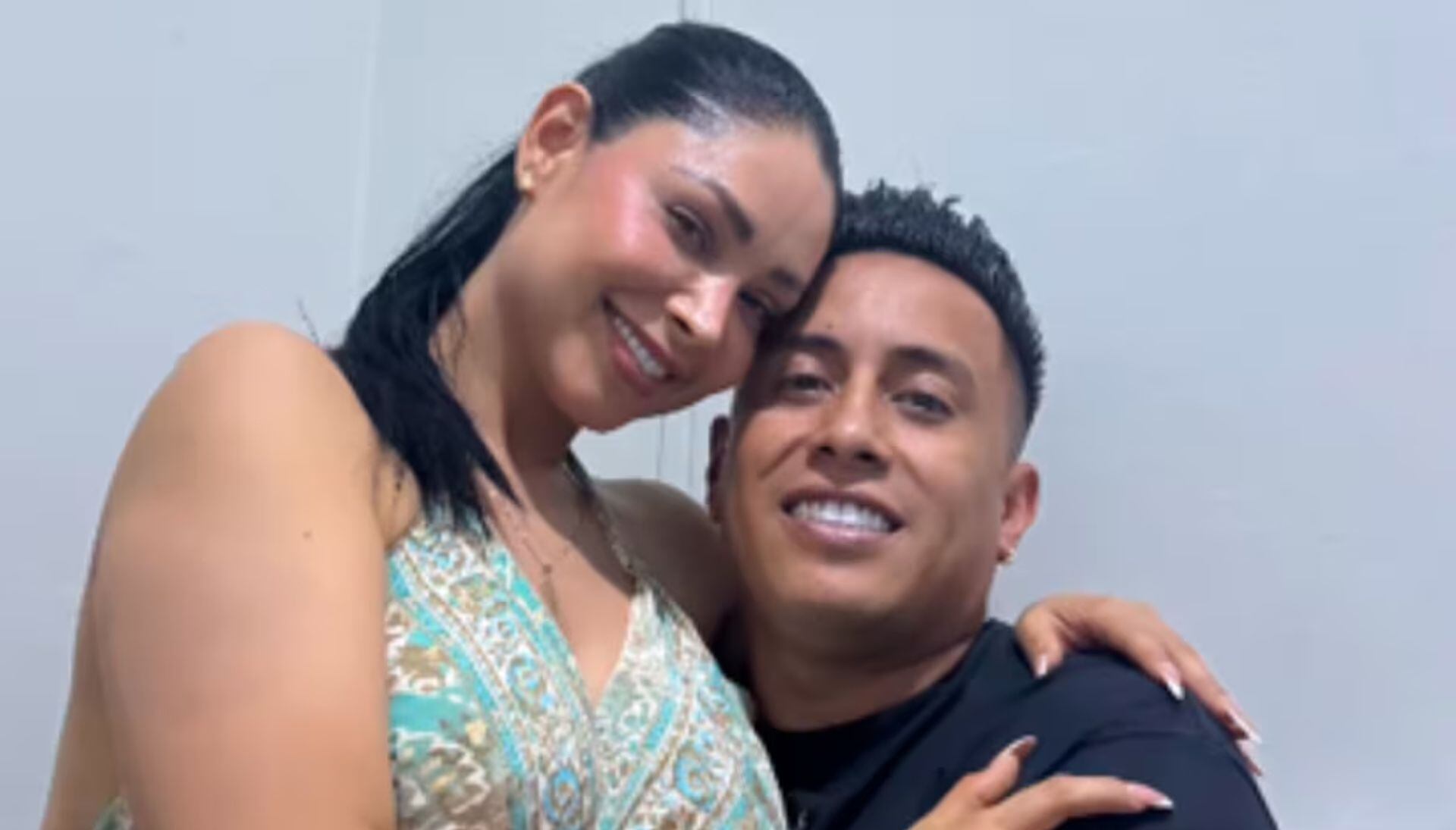 Christian Cueva deja Emelec para dedicarse a la cumbia con Pamela Franco: esto cuesta contratarlos