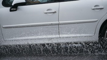 La alerta por lluvia sube