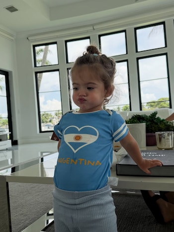 La tierna foto de la hija de Sofía Calzetti y el Kun Agüero