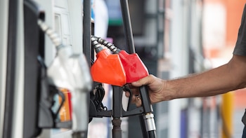 Costa Rica: Nuevos precios de los combustibles anticipan aumento para mayo tras repunte internacional