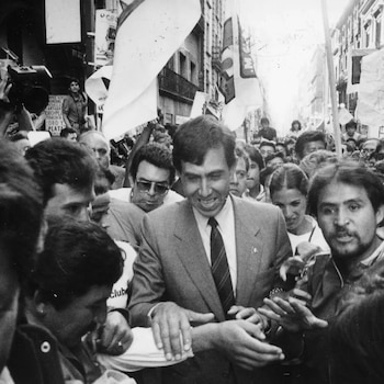 Cuauhtémoc Cárdenas hizo historia en 1997 al convertirse en el primer jefe de Gobierno del entonces Distrito Federal elegido mediante el voto popular.