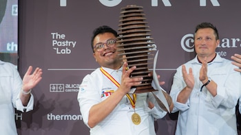 La mejor tarta de chocolate del mundo está en Alicante y la prepara el chef mexicano Rubén Alan Díaz