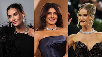Cómo las joyas transforman el look de las celebridades: los collares más impactantes