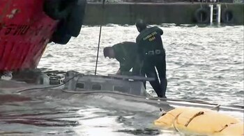 El submarino transportaba tres toneladas