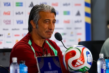 Christian Giménez analizó a Suiza antes del partido con Argentina a partir de su experiencia en el fútbol suizo y su relación con Murat Yakin (EFE/EPA/CHRISTOPHER NEUNDORF)
