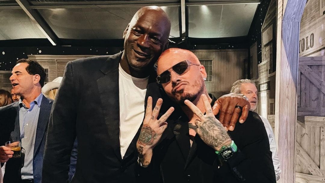 J Balvin felicitó a