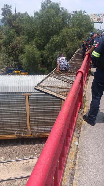 Intento de suicidio Tlalnepantla Edomex