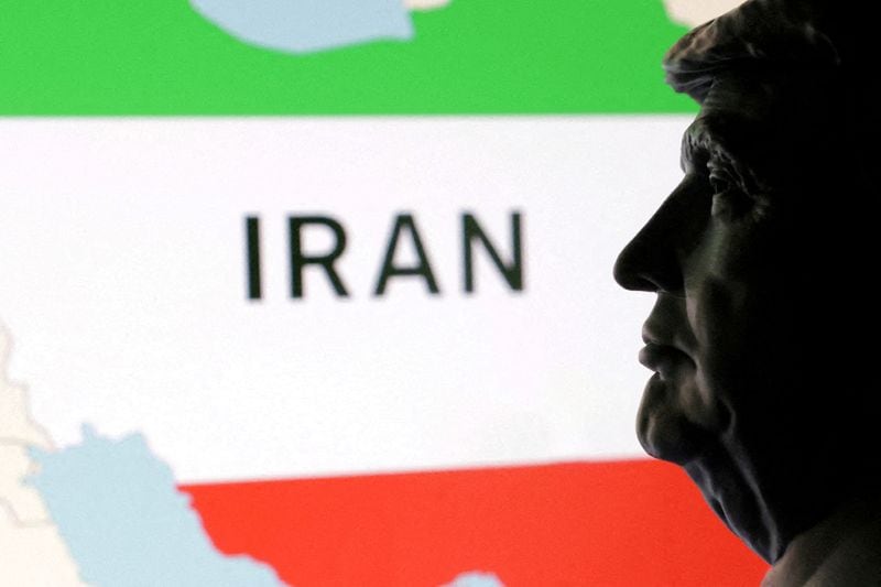 Donald Trump y la bandera de Irán