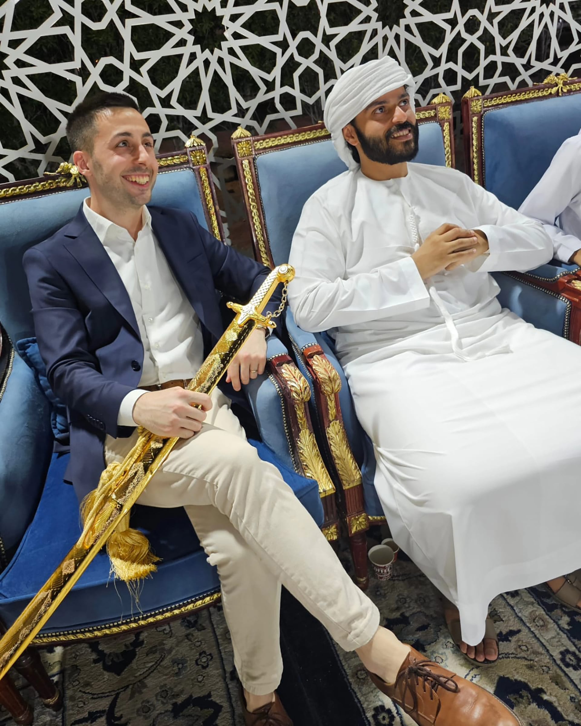 Camilo junto a Rames, en una ceremonia en Abu Dhabi