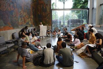 El distrito busca seguir incentivando a la población joven de Medellín para que sean parte de la transformación social de la ciudad.
Foto: vía medellin.gov.co