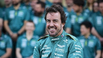 Fernando Alonso retrasa al viernes