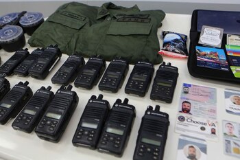 El equipamiento militar y documentaciones