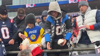 Niño con jersey del América