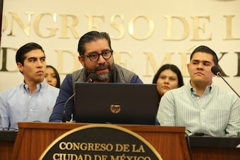 Movimiento Ciudadano cuestionó la falta de información detallada y una discrepancia de casi 6 mil millones de pesos en el portal de obras del Mundial 2026 del Gobierno de la CDMX