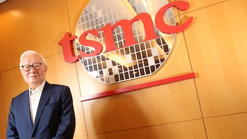 A sus 55 años transformó