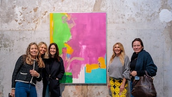 33 fotos: la presentación de la muestra individual de Amalia Amoedo, “Entre dos lunas”