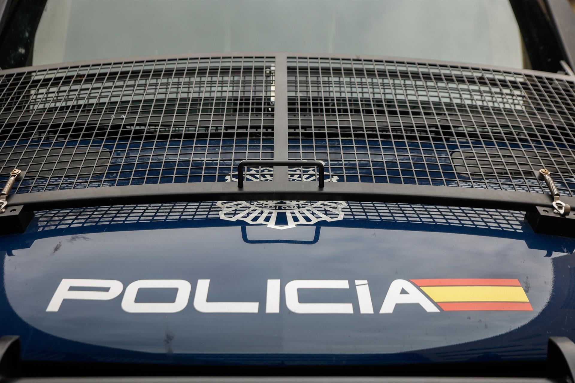 Intervenidas más de 6.000 camisetas y productos presuntamente falsificados del FC Barcelona