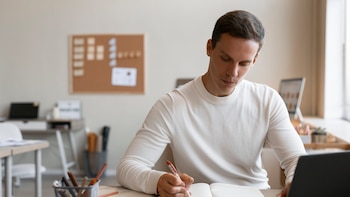 Esta es la parte de la inteligencia que casi nadie entrena, según un psiquiatra