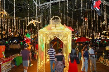 El alumbrado conecta, une y extiende a todos una invitación a celebrar consciente y responsablemente. Actividades y significados transforman recintos en espacios de alegría, magia y reflexión colectiva - crédito Alcaldía de Cali