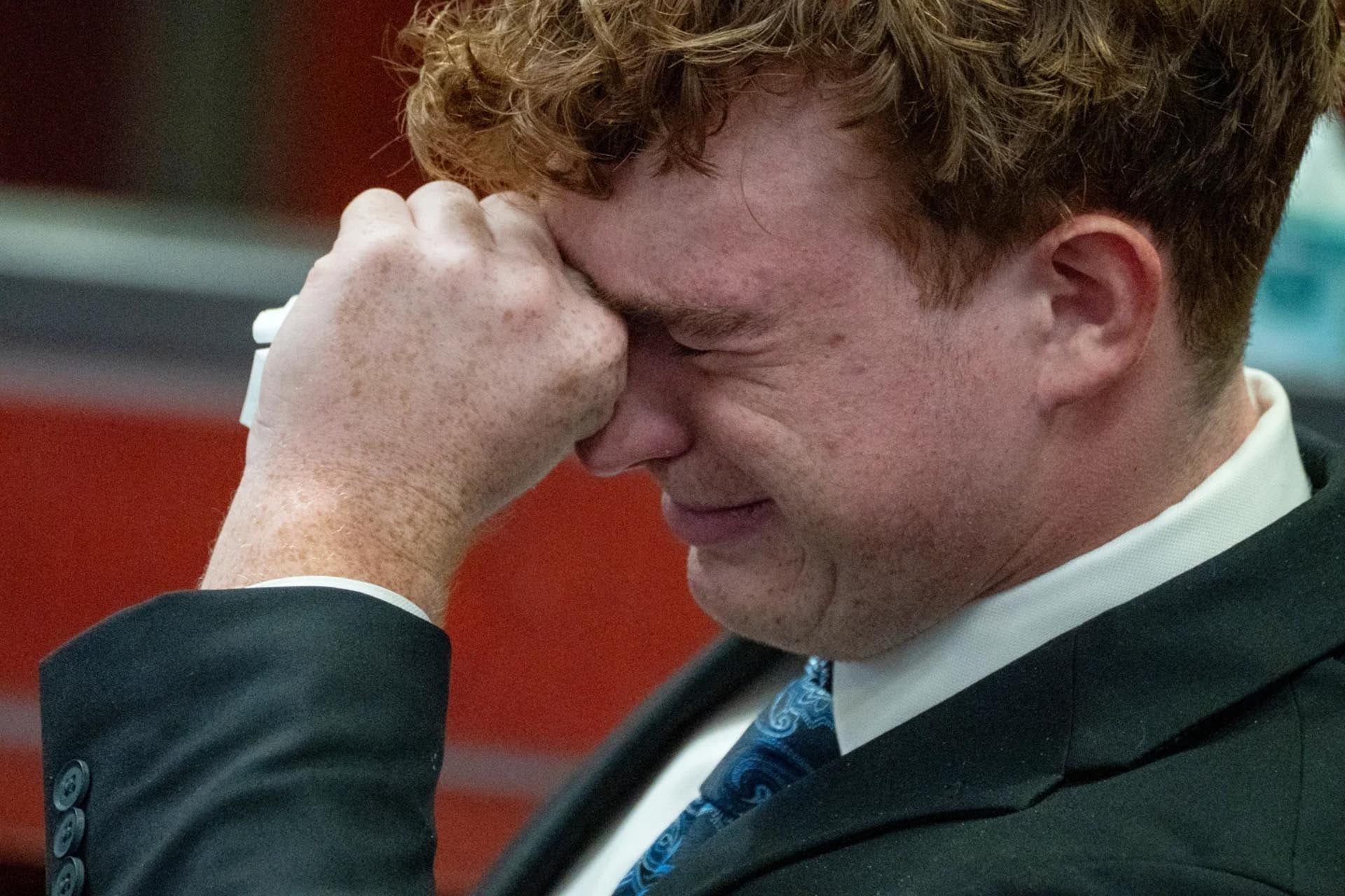 Un ritual de iniciación universitaria en Arizona terminó con una condena judicial y reabrió el debate sobre la impunidad del hazing en Estados Unidos (Mark Henle/The Arizona Republic via AP, Pool)