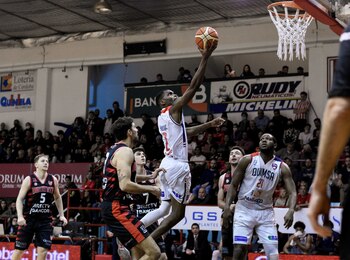 Thomas volvió a ser factor