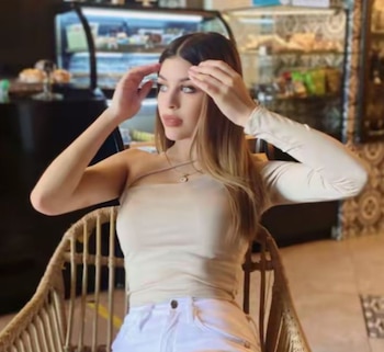 Carolina Flores, Miss Teen Universe Baja California 2017, era madre y reconocida figura en el ámbito de las pasarelas y redes sociales. (Captura TikTok)