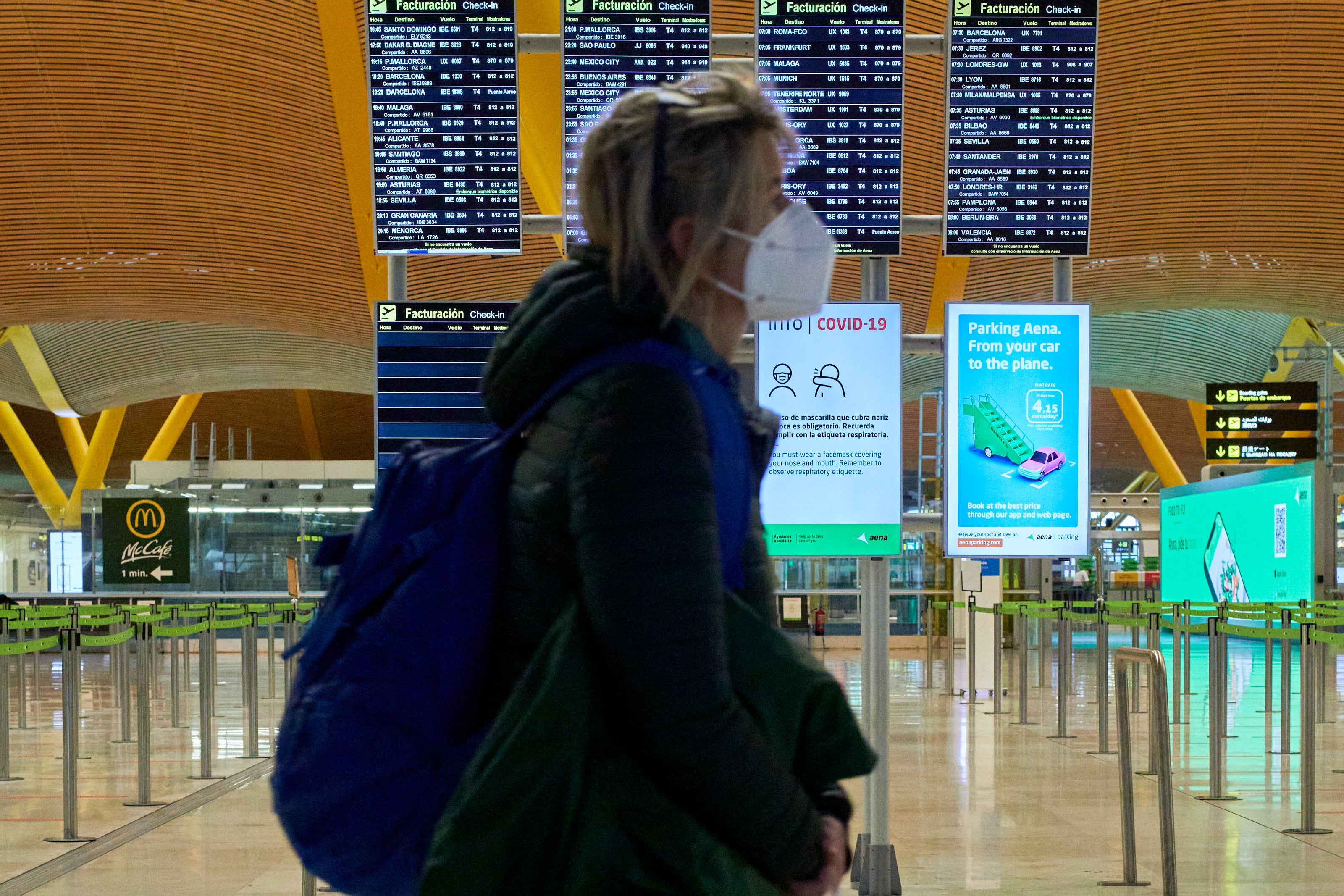 La Justicia concluyó que, aunque la cancelación del vuelo respondió a una causa de fuerza mayor, las empresas incumplieron sus deberes de asistencia durante la pandemia.
(Foto de archivo: Jesús Hellín - Europa Press)