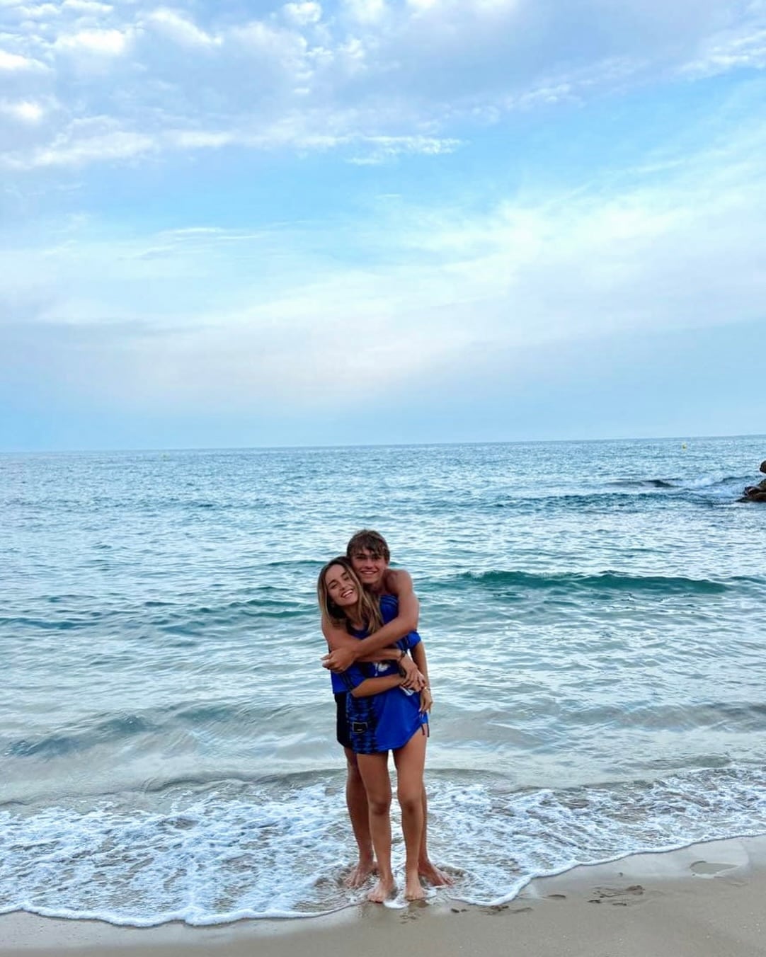 La feliz pareja compartió diferentes viajes en este último año (Créditos: @emmaramirezz_/Instagram)