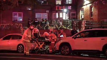 El niño Zion Maine murió tras el incendio registrado en el complejo residencial Patterson Houses de El Bronx (Captura de video)