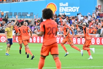 Houston Dynamo negociaría la compra