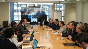 Equipo de Abelardo de la Espriella se reunió con altos mandos del Banco Mundial en Washington D.C.: asistió el vicepresidnte y los ministros designados de Hacienda y Comercio
