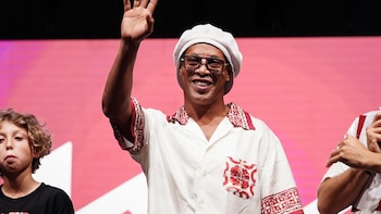 Ronaldinho se une al Ravenna: "Estoy en forma, sueño con marcar mi gol 300"