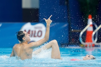 Diego Villalobos y Nayeli Mondragón alcanzan el primer lugar con rutina de alto nivel en dueto mixto, consolidando el crecimiento de México en la disciplina. (X/ @COM_Mexico)