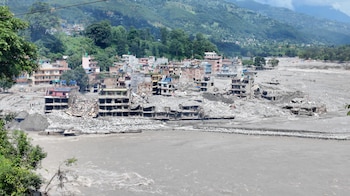 Infobae en Nepal, a un mes de las inundaciones
