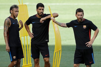 Neymar, Suárez y Messi, en su etapa en el Barcelona (AP Foto/Julio Cortez, archivo)