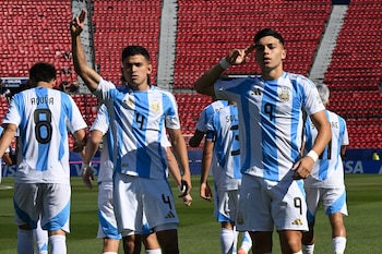 Argentina's forward #09 Alejo Sarco